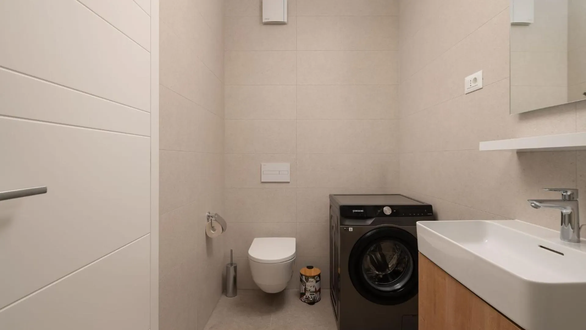 Apartment Mona - Dvosobni Stan 자다르