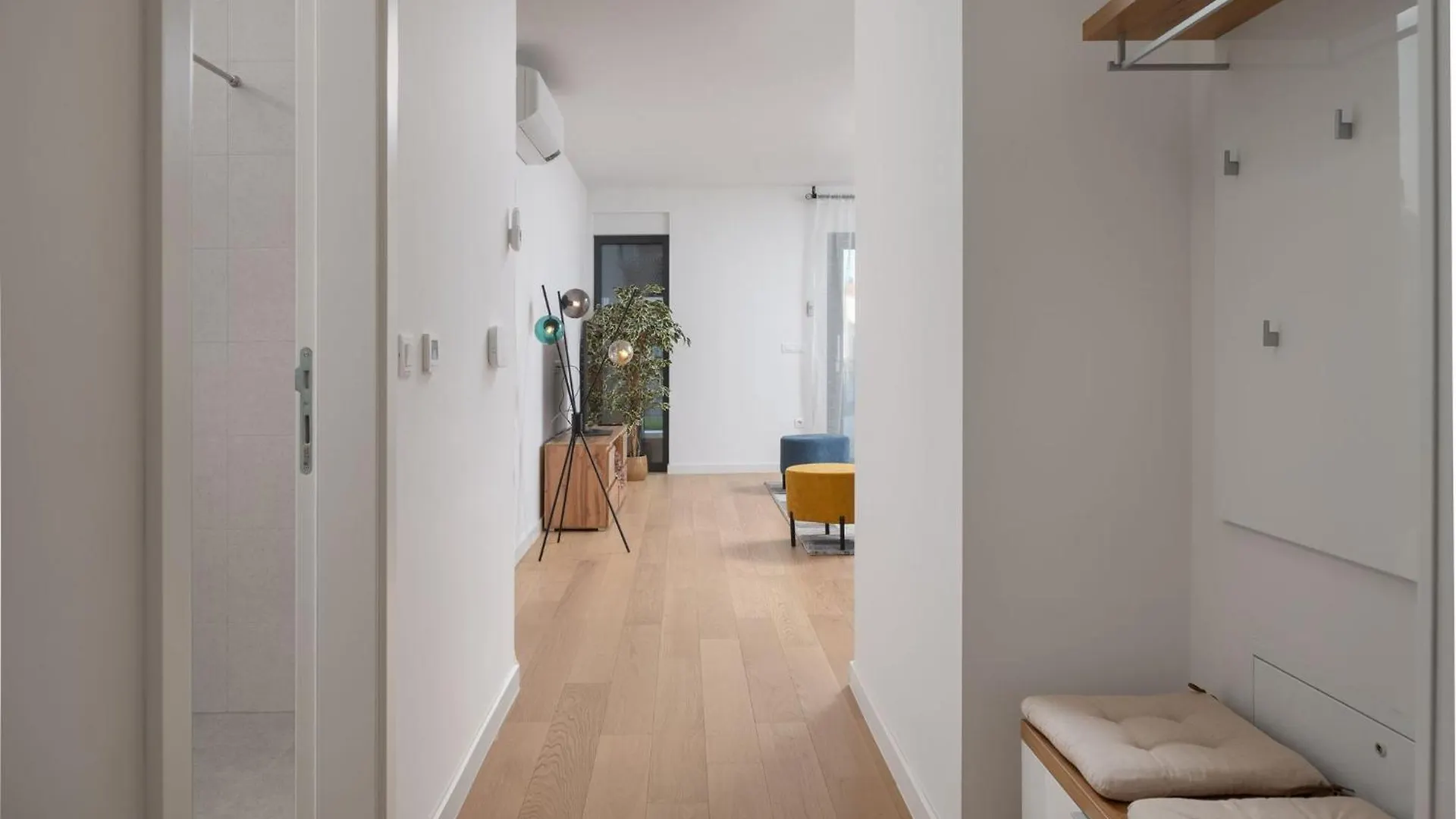 Apartment Mona - Dvosobni Stan 자다르